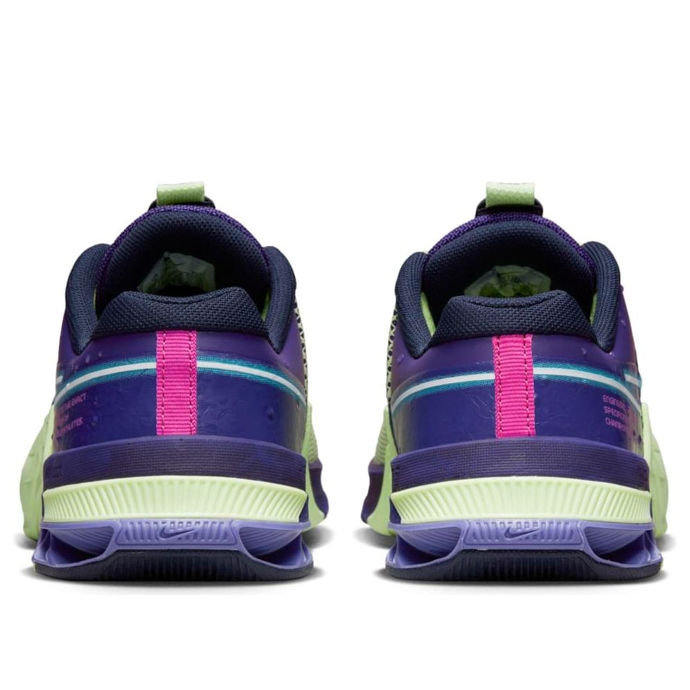 (WMNS) Nike Metcon 8 AMP 'Deep Purple Barely Volt' DV1168-500