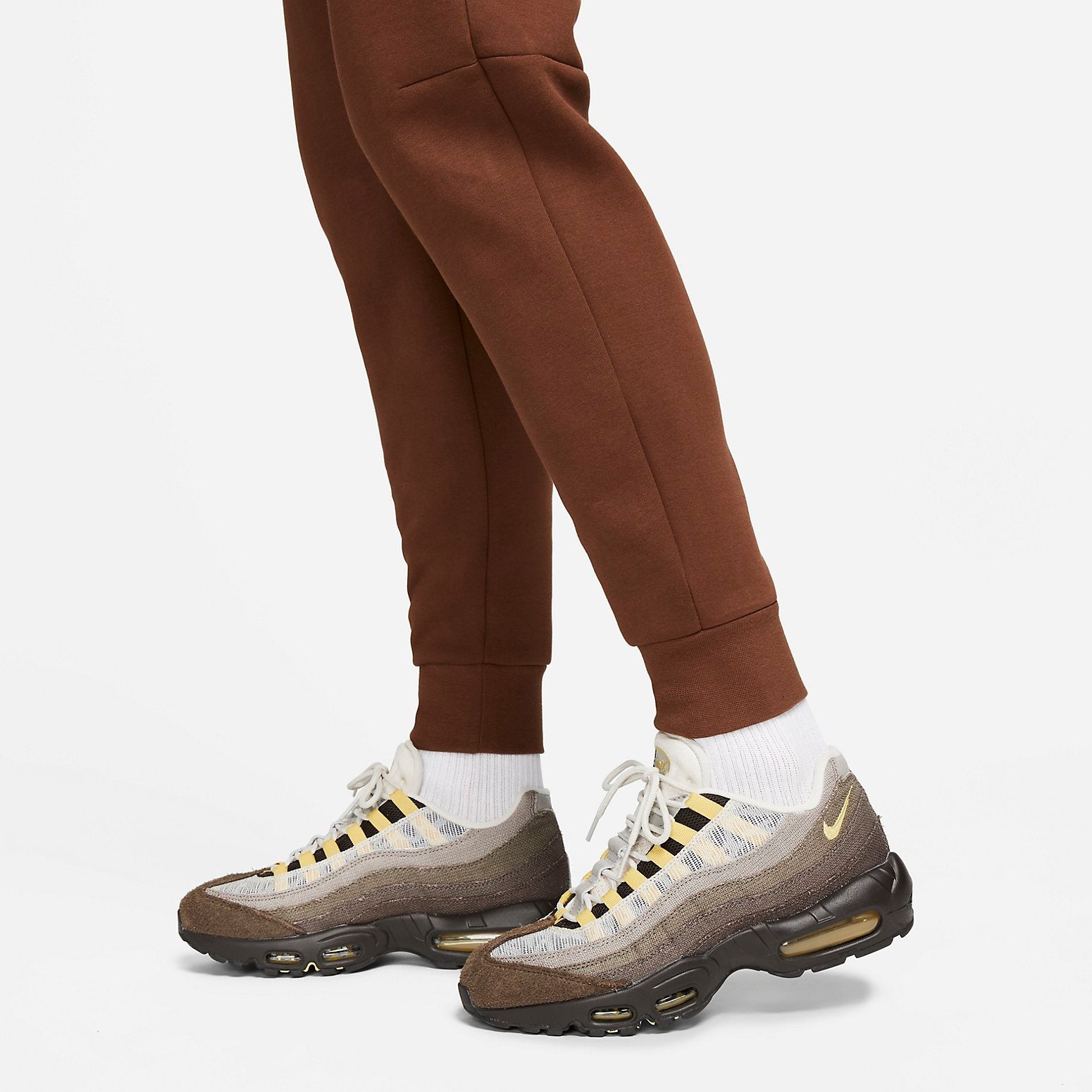 Nike Sportswear Tech Fleece Joggers 'Cacao Wow Black' CU4495-259