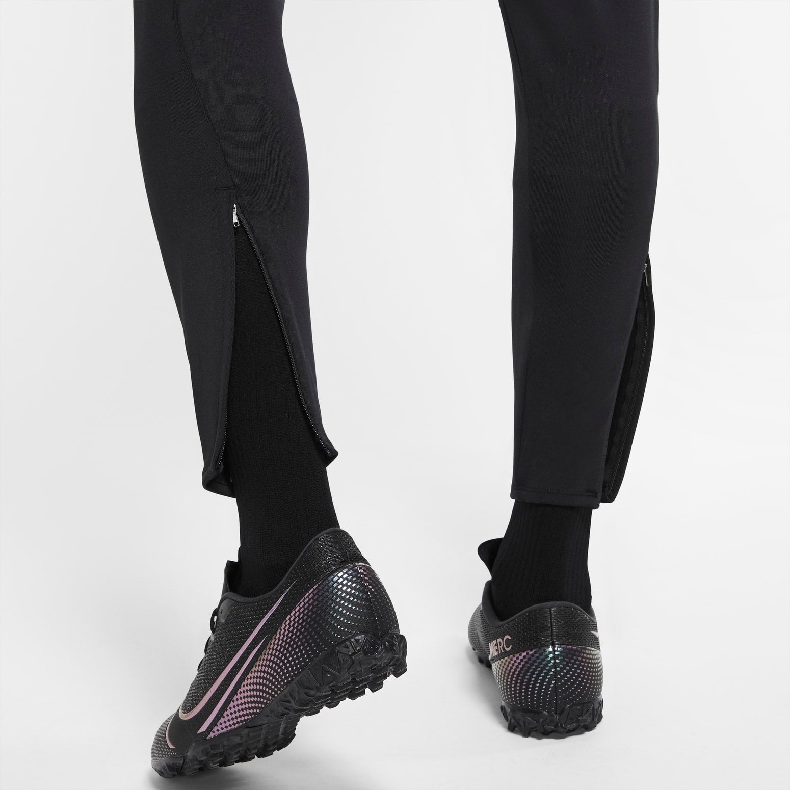 Air Jordan Paris Saint-Germain Strike VaporKnit Pants 'Black' CK9426-010