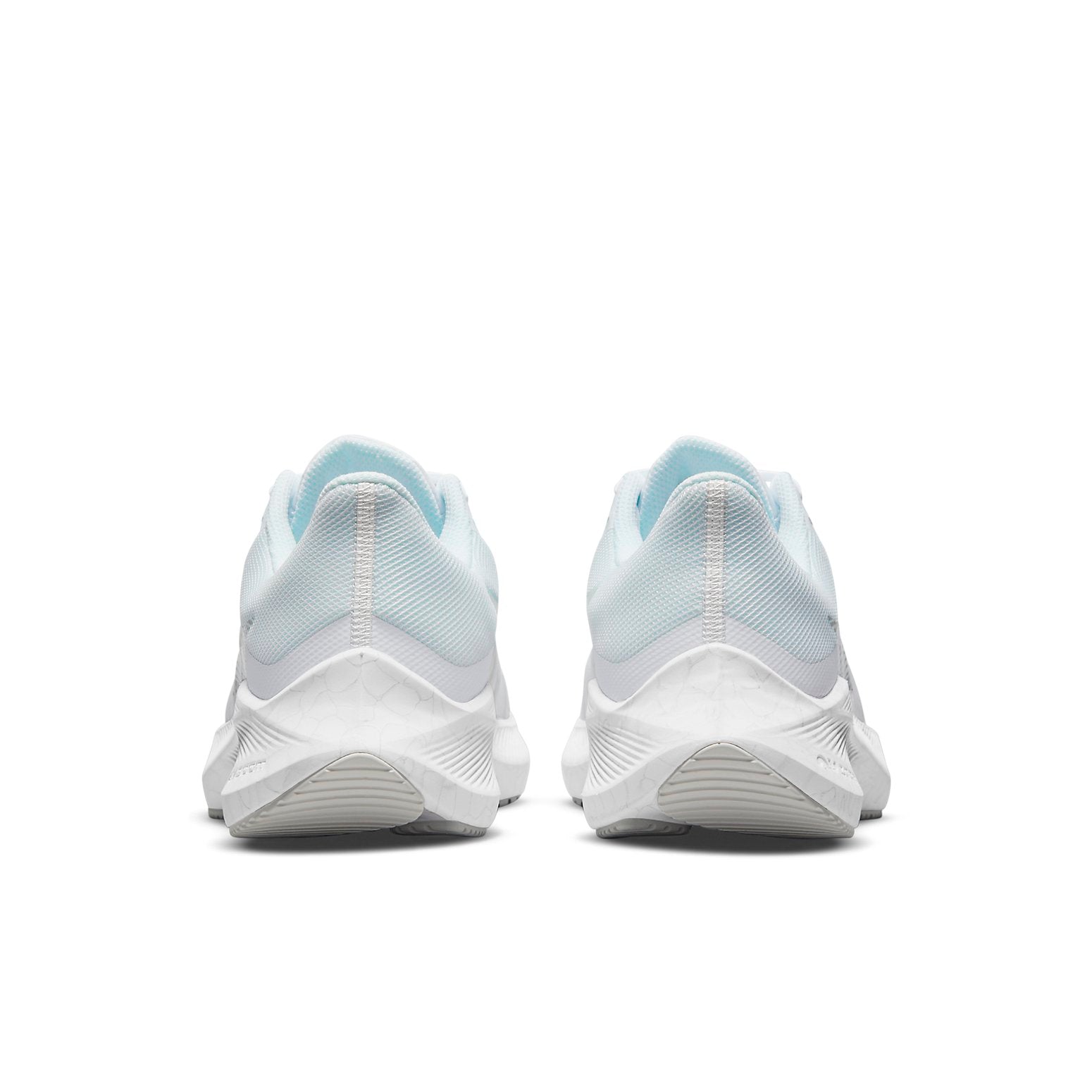 (WMNS) Nike Air Zoom Winflo 8 'White Metallic Silver' CW3421-104