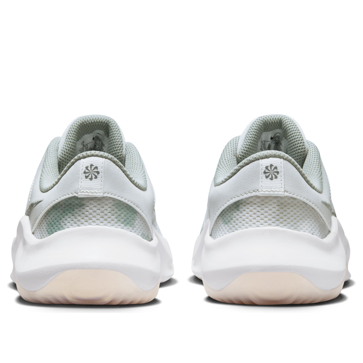 (WMNS) Nike Legend Essential 3 Next Nature Premium DV9008-001