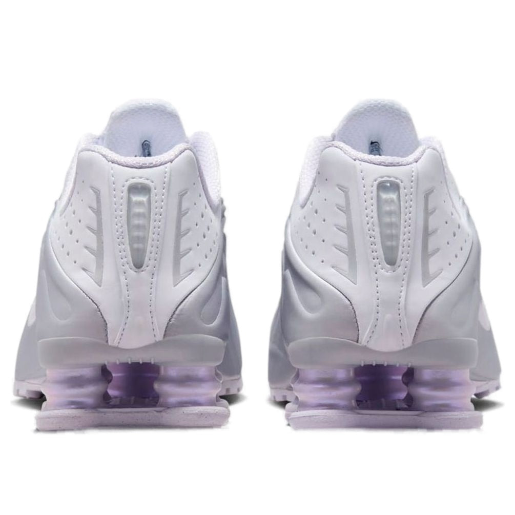 (WMNS) Nike Shox R4 'White Metallic Platinum' HF5076-100