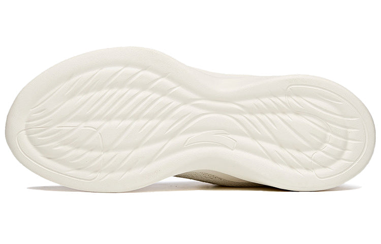 (WMNS) ANTA Running SHoes 'Ivory' 122025540R-1