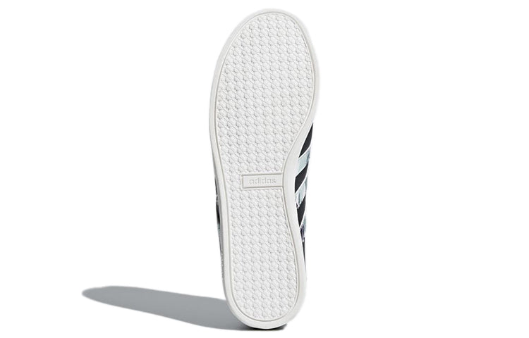 (WMNS) adidas neo Coneo Qt Black/White BB7324