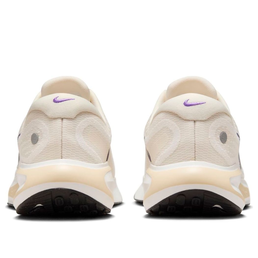 (WMNS) Nike Journey Run 'Pale Ivory Black' FJ7765-106