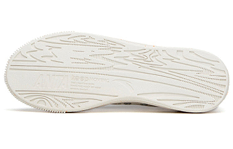 (WMNS) ANTA x Snoopy Skateboarding Series Sneakers High 'White' 922138604-1