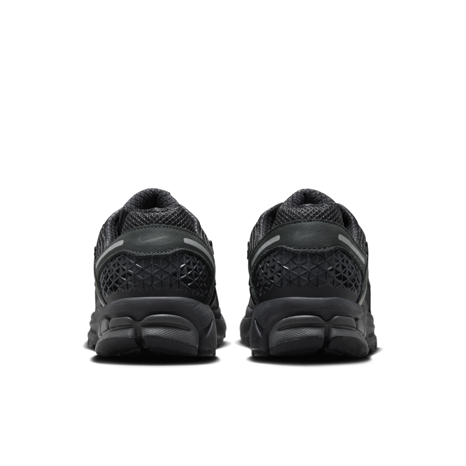 (WMNS) Nike Air Zoom Vomero 5 'Triple Black' FQ7079-002