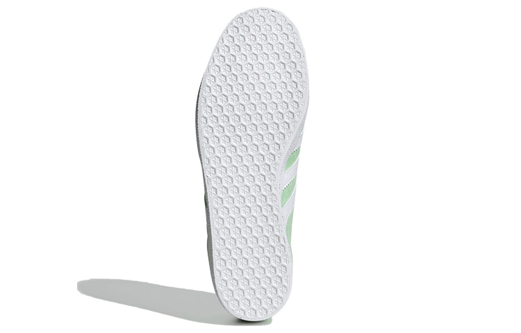 (WMNS) adidas Gazelle 'Green White' EE5534
