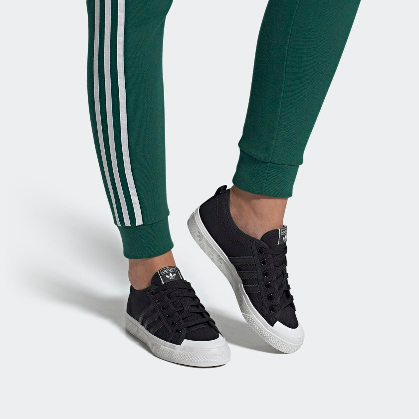 (WMNS) adidas Nizza 'Black White' EE5615