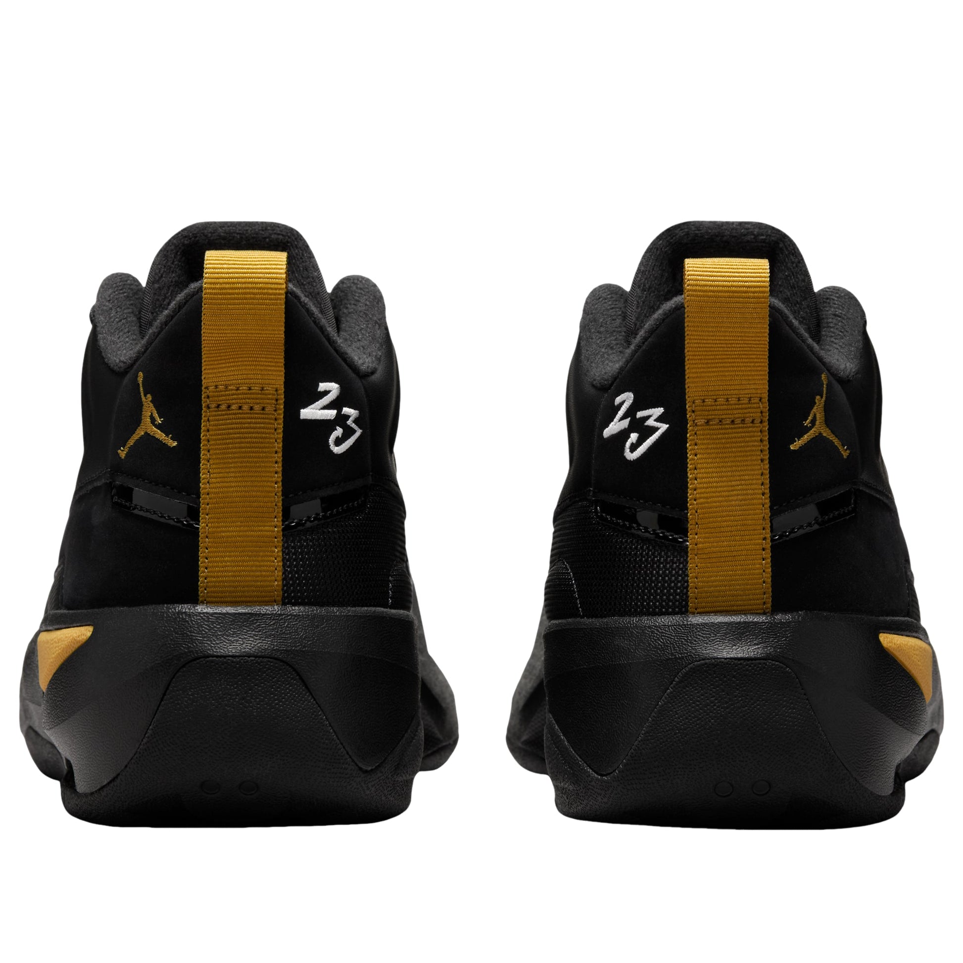 Air Jordan Max Aura 7 'Black Metallic Gold' HQ2091-007