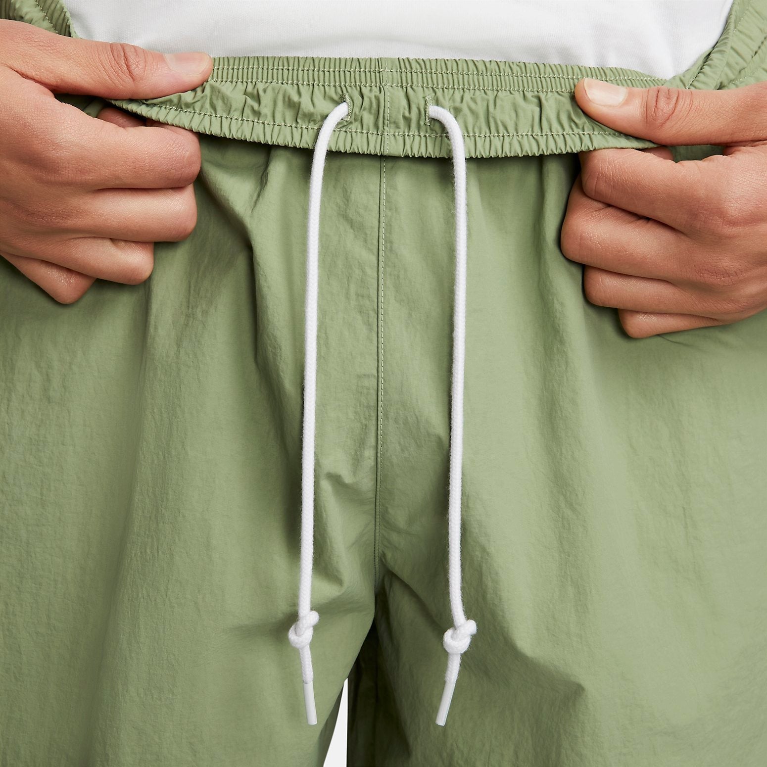 Nike Solo Swoosh Woven Shorts Asia Sizing 'Green' DX0750-386