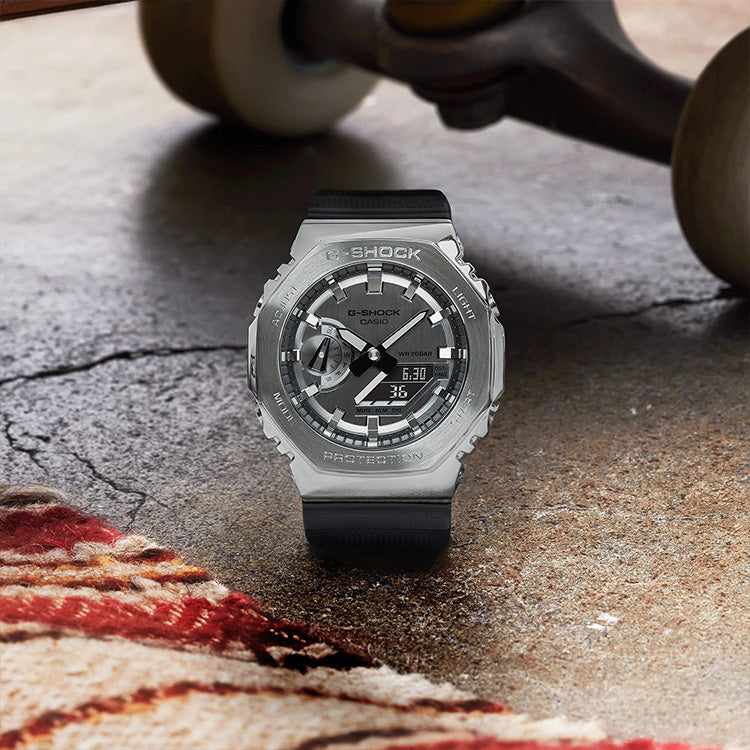 CASIO G-Shock Analog-Digital 'Black Silver' GM-2100-1AJF