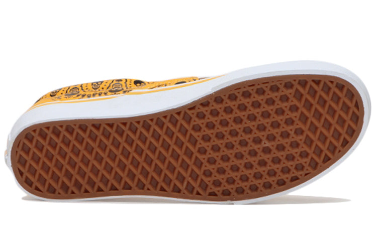 Vans Classic Slip-On 'Bandana - Saffron' VN0A33TB42T