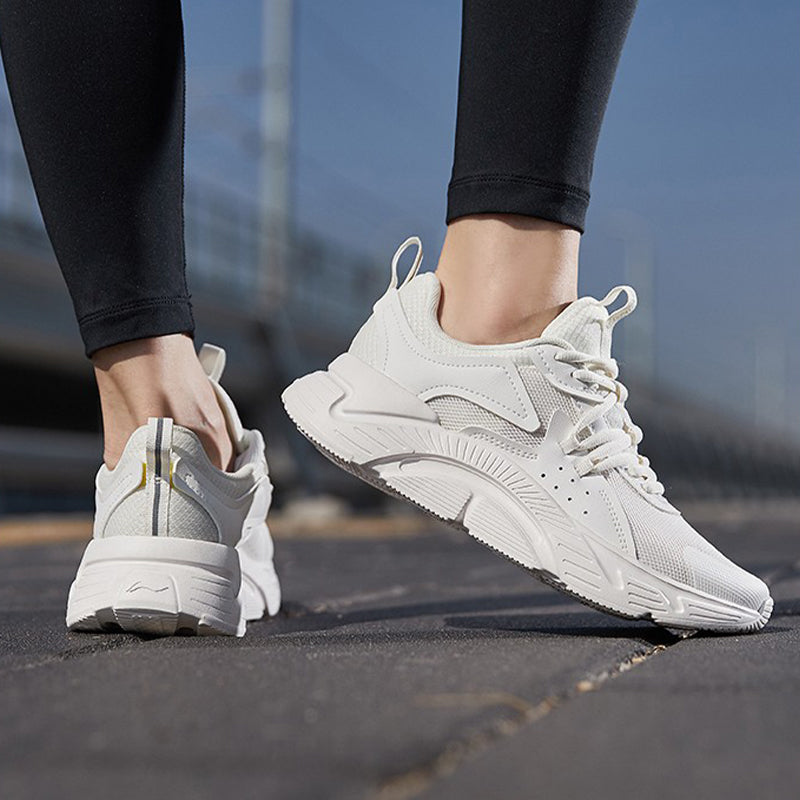 (WMNS) Li-Ning Running Shoes 'White' ARHQ116-2
