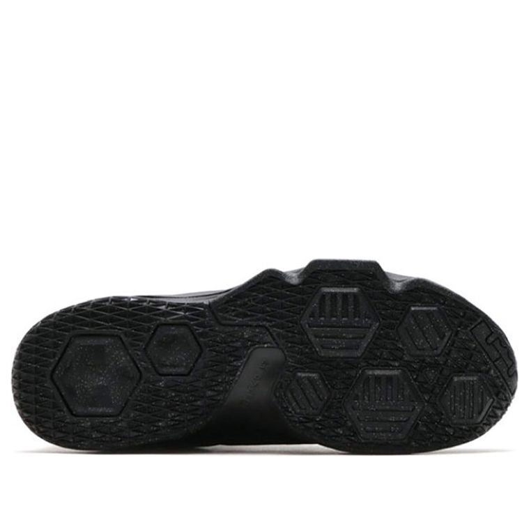 Nike LeBron 13 Low EP 'Black' 831926-001