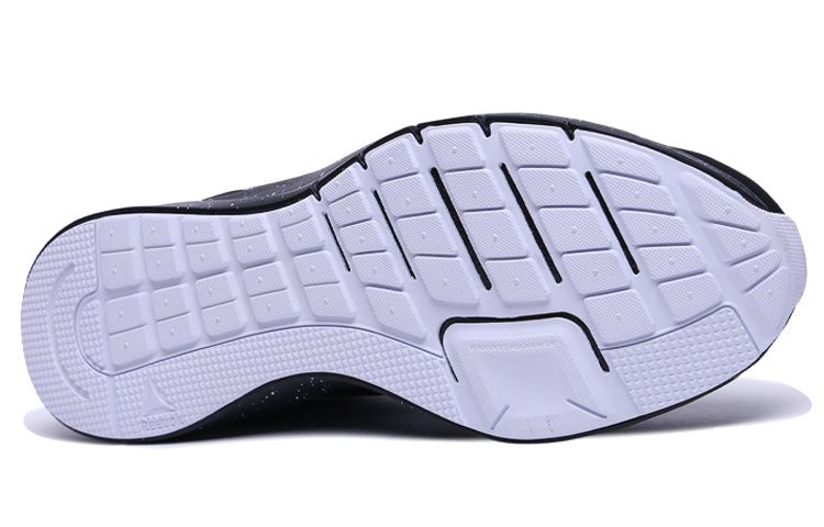 Reebok runner 'Black White' FW1253
