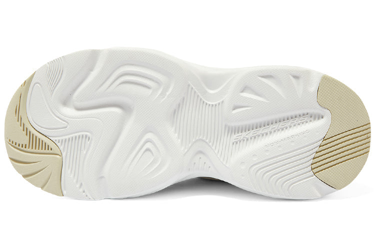 (GS) Skechers Sport Shoes 'Beige White' 303902L-NAT