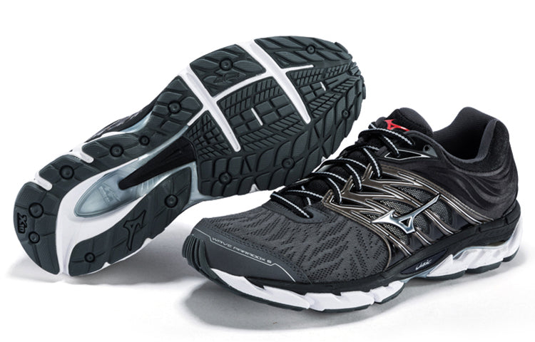 Mizuno Paradox 5 Black/Slivery J1GC184003