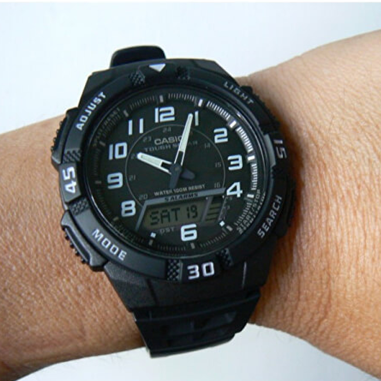 CASIO Waterproof Sports Shockproof Solar Powered Mens Black Analog AQ-S800W-1B