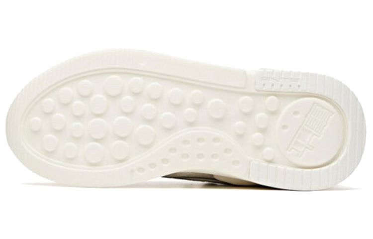 (WMNS) ANTA Life Series Sneakers 'Pink White' 122048808-2