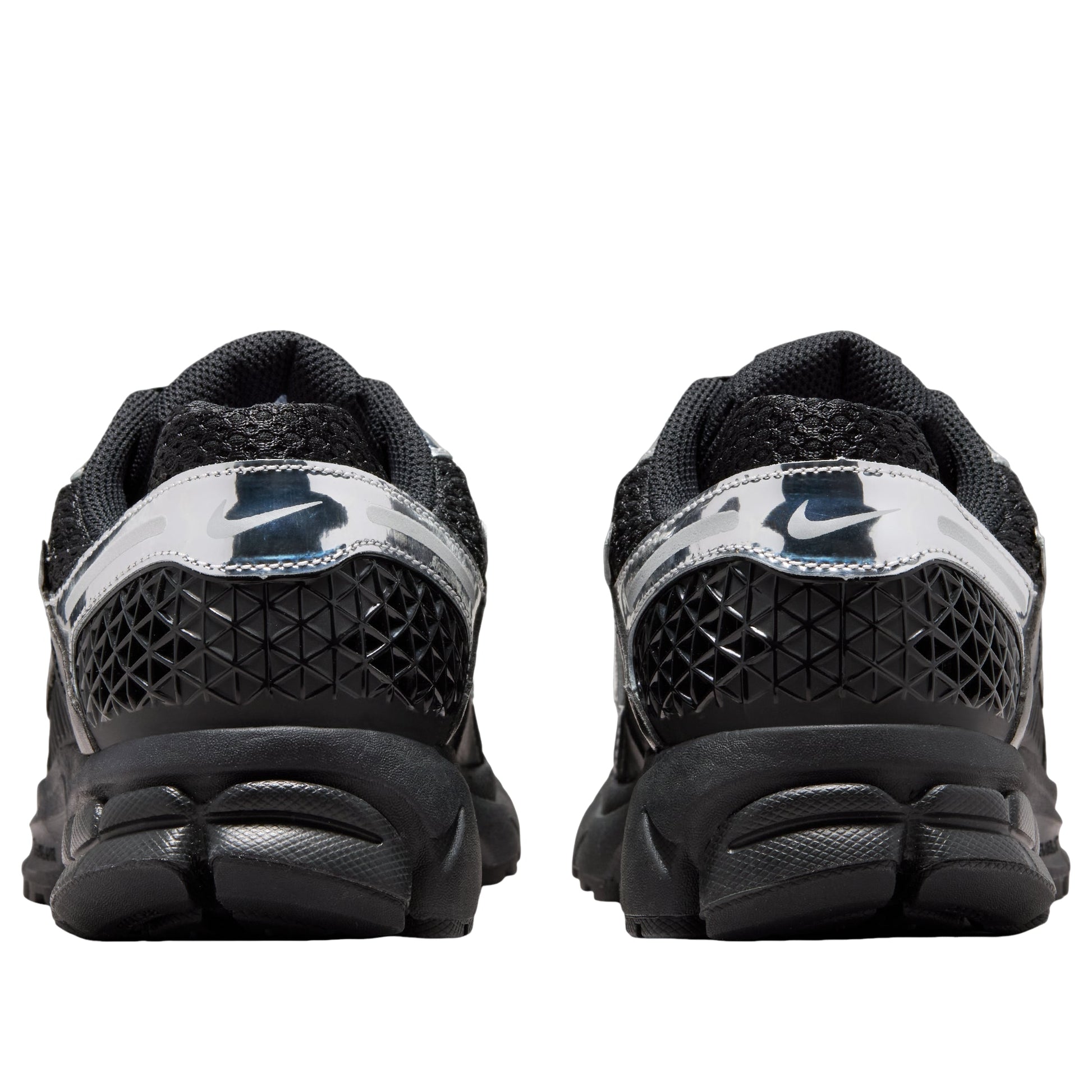 (WMNS) Nike Air Zoom Vomero 5 'Black Metallic Silver' IV4311-002
