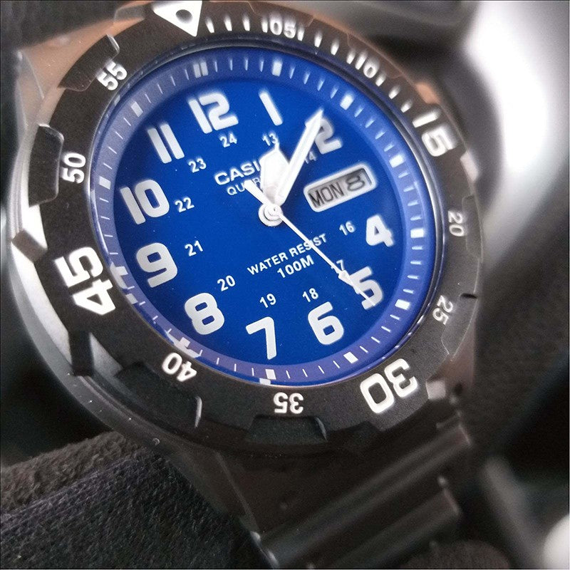 CASIO DIVER LOOK Series Water Proof Waterproof Blue Analog MRW-200H-2B2
