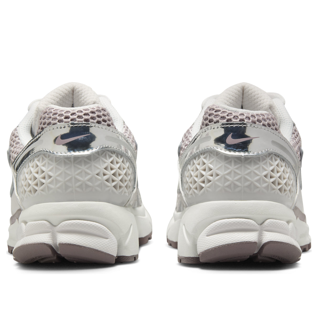 (WMNS) Nike Air Zoom Vomero 5 'Metallic Silver Platinum Violet' HV6417-001