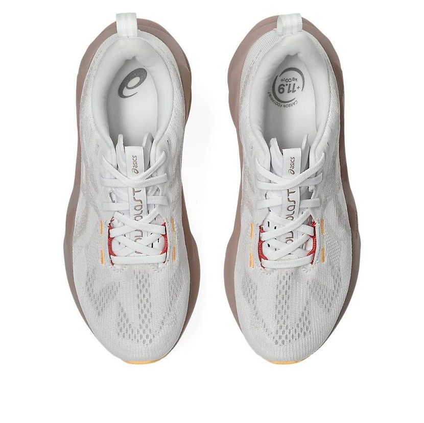 (WMNS) ASICS Novablast 5 Wide 'White Fawn' 1012B766-102