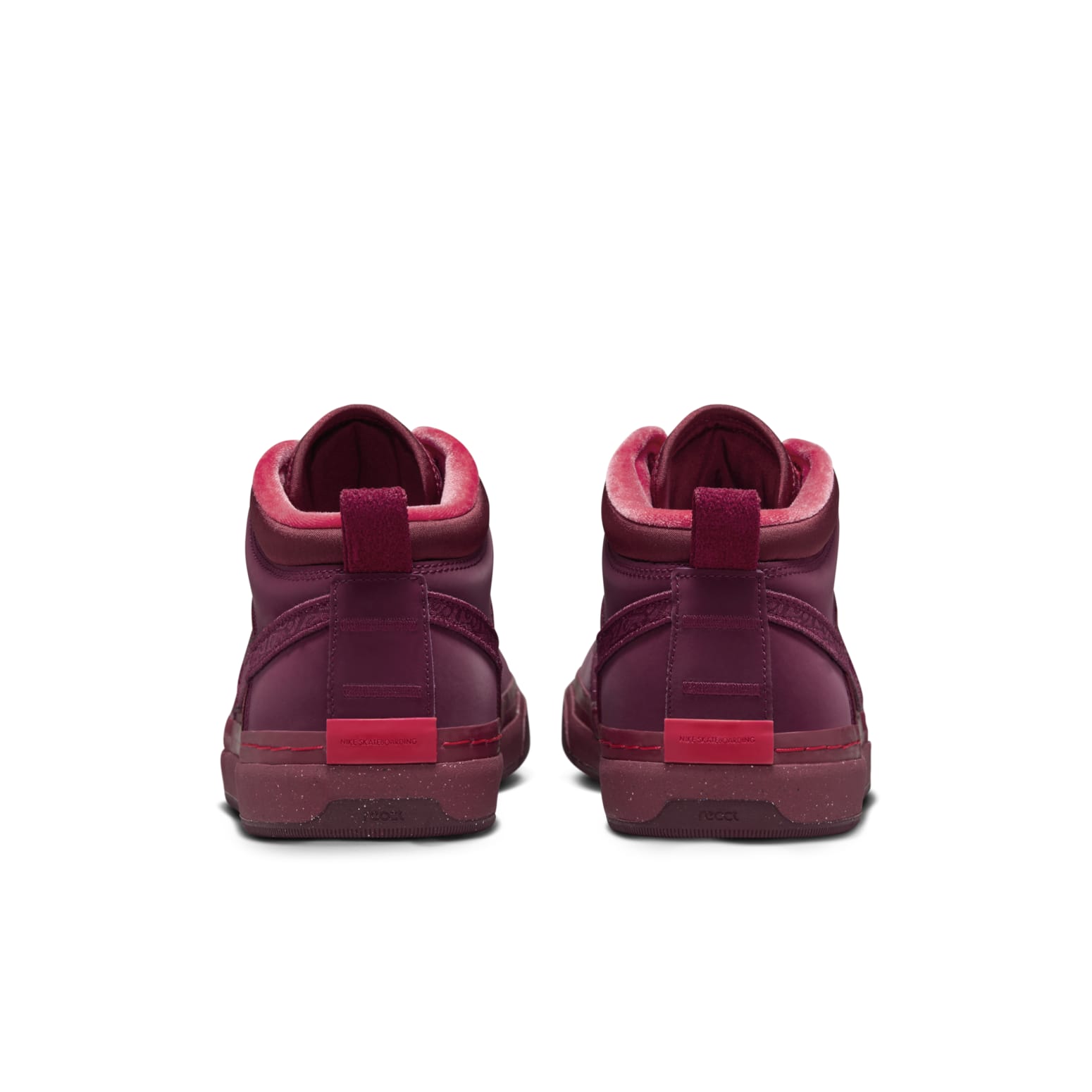 Nike SB React Leo Premium 'Dark Beetroot' FQ7639-600