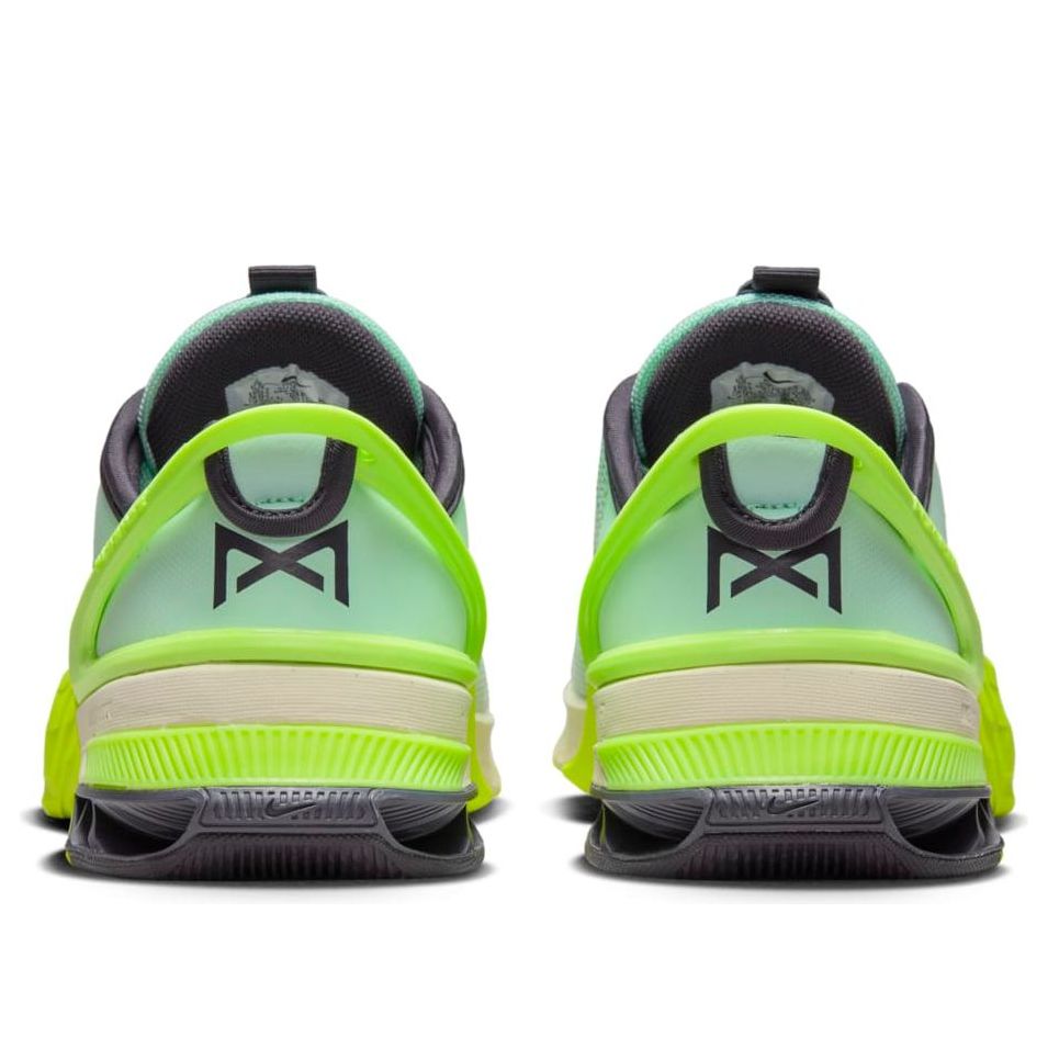 Nike Metcon 8 FlyEase 'Green Yellow' DO9388-300