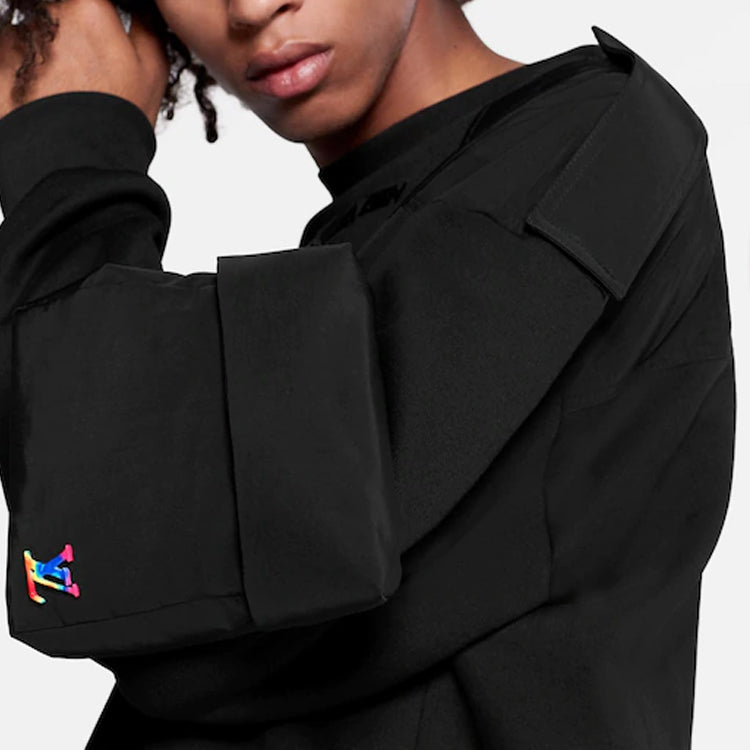 LOUIS VUITTON LV 3D Pocket Hybrid Nylon Sweatshirt For Men Black 1A5WB
