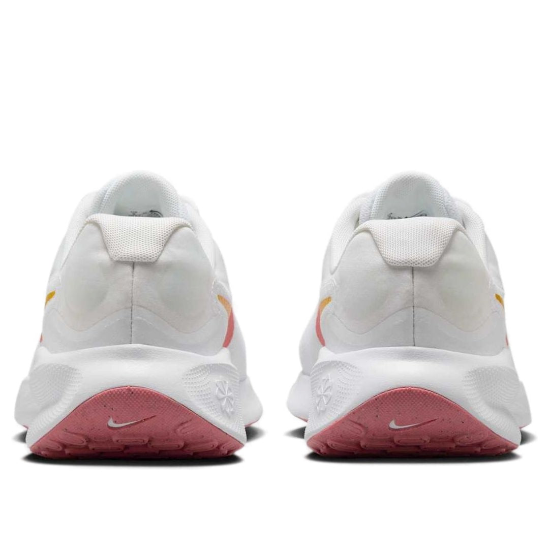 (WMNS) Nike Revolution 7 Wide 'White Magic Ember' FZ6829-100