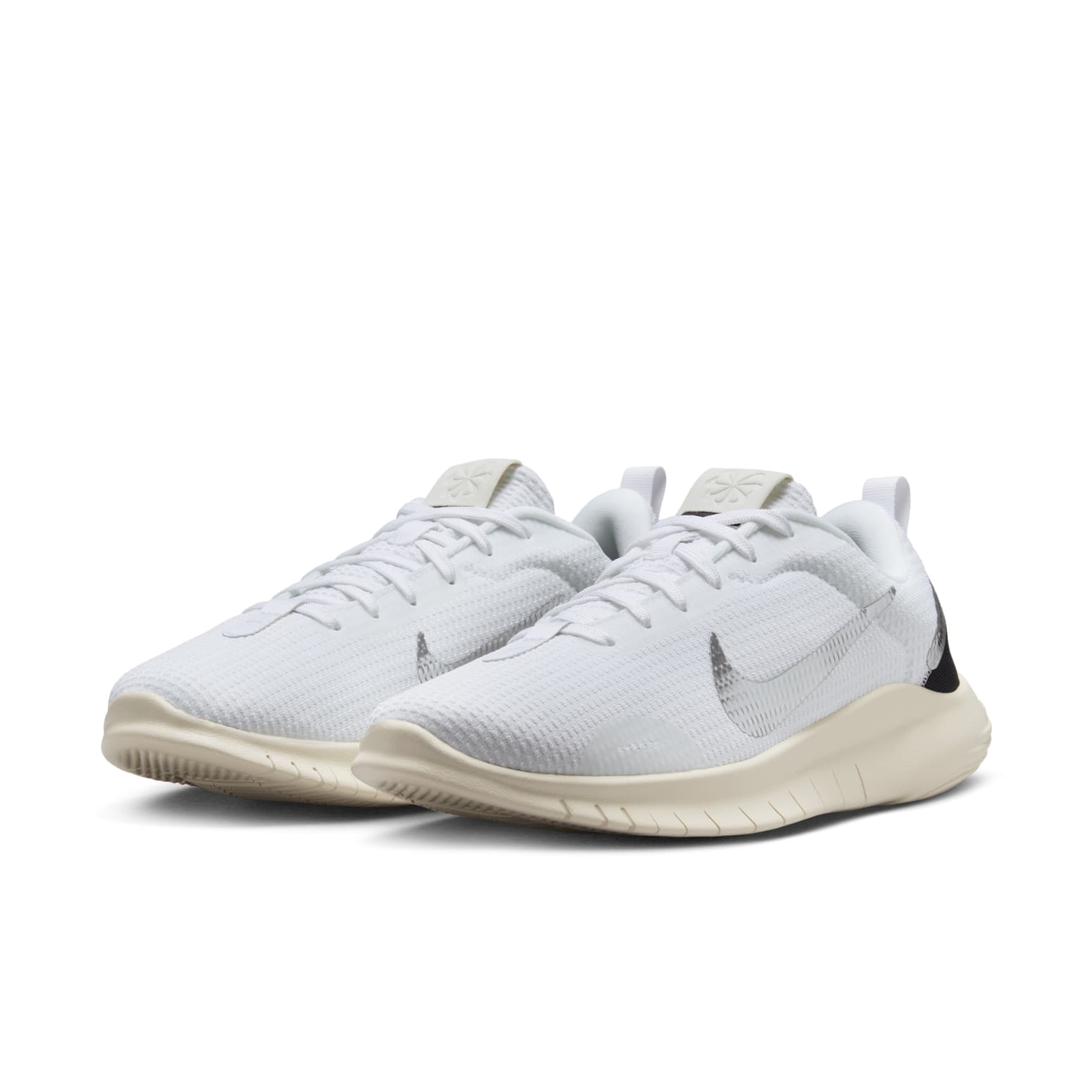 (WMNS) Nike Flex Experience Run 12 'White Metallic Silver' DV0746-101