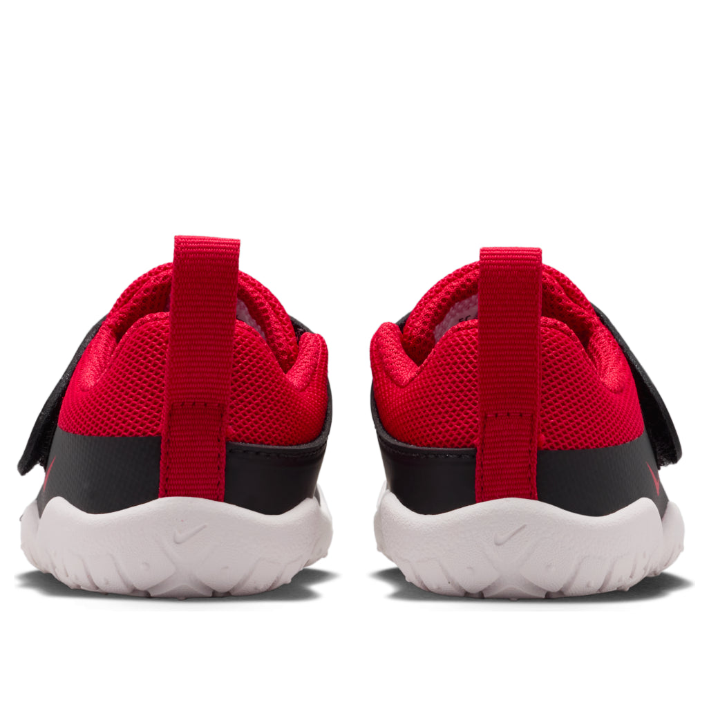 (TD) Nike Swoosh 1 Essential 'Black University Red' HV5043-002