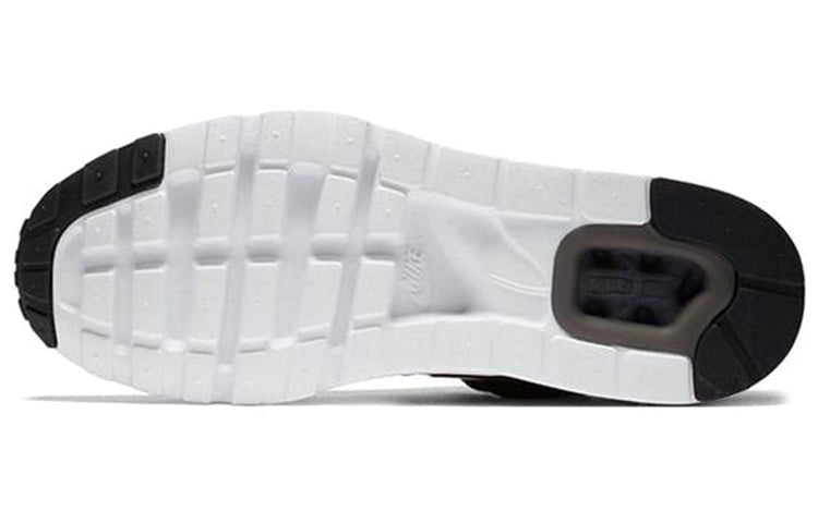Nike Air Max Zero Essential 'Bred' 876070-600