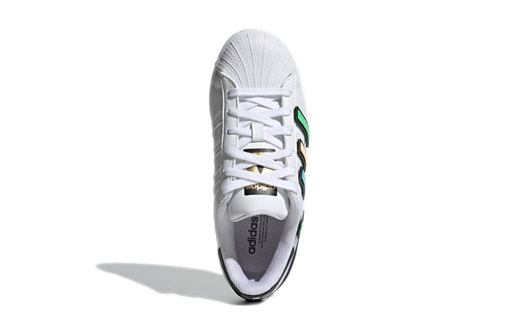 (GS) adidas Superstar 'Patches' Q47342
