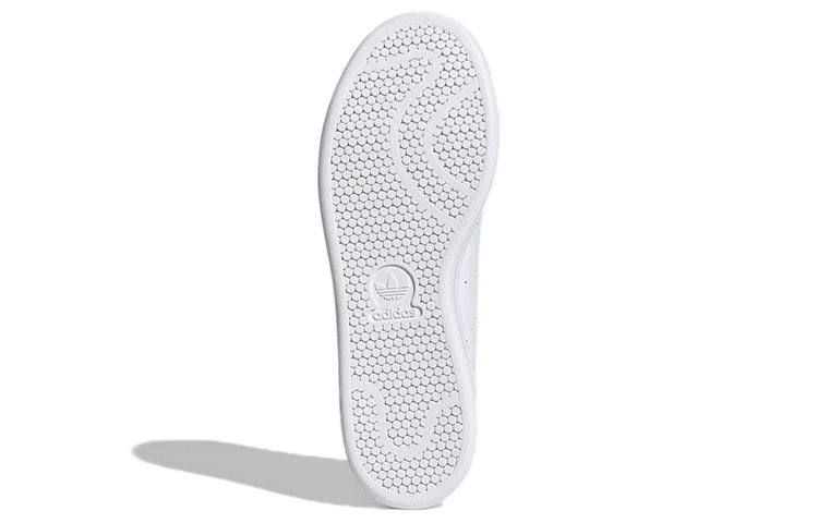 adidas originals Stan Smith Cozy Casual Skate Shoes White Unisex H00327