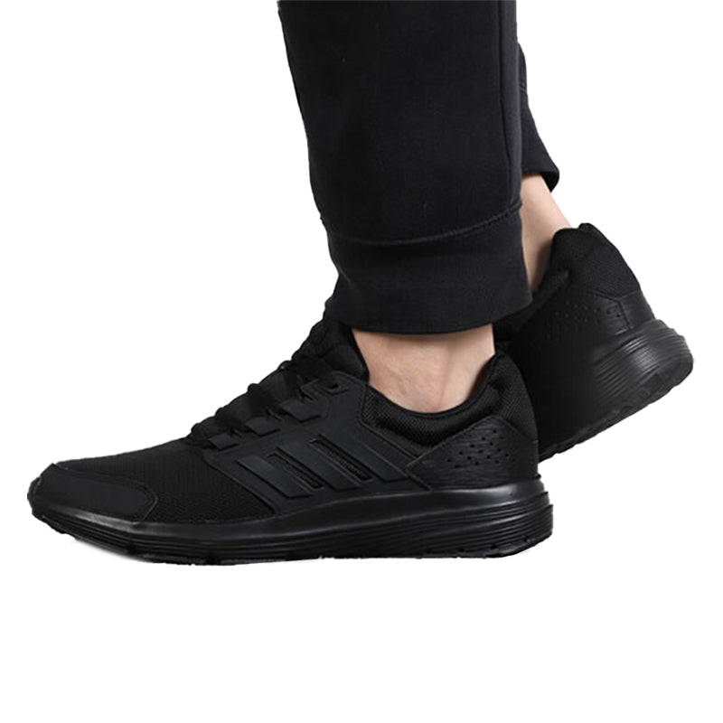 adidas Galaxy 4 'Triple Black' EE7917