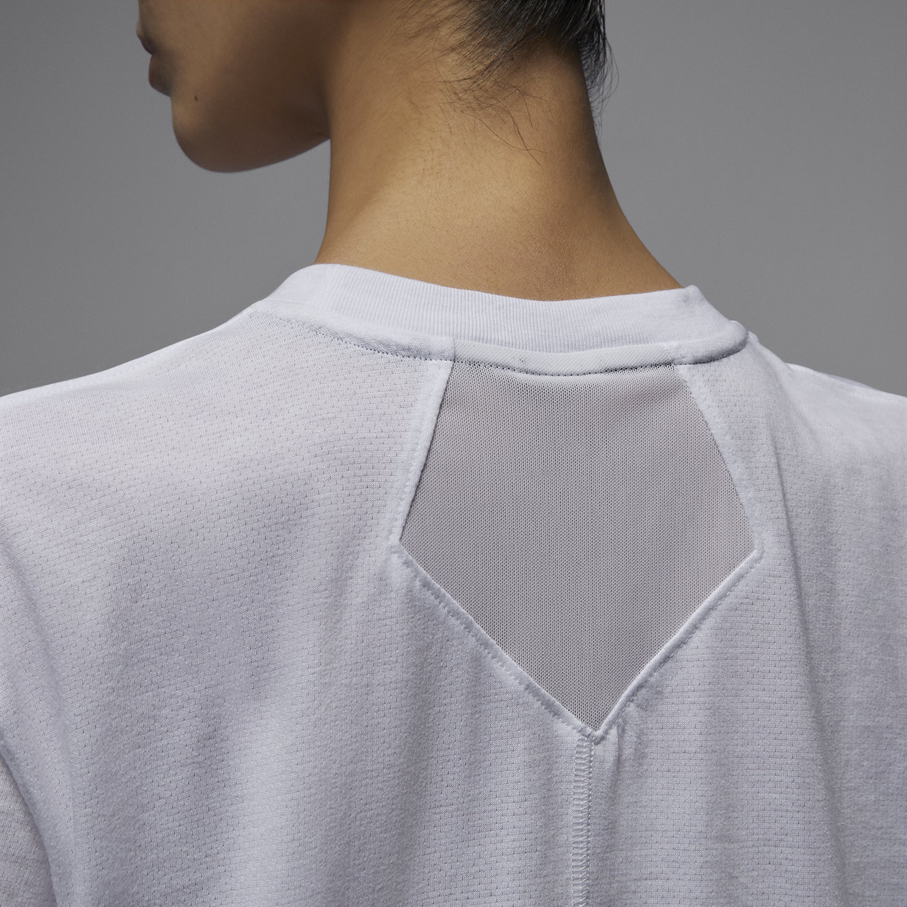 (WMNS) Air Jordan Sport Diamond T-Shirt Asia Sizing 'White' FN5117-100