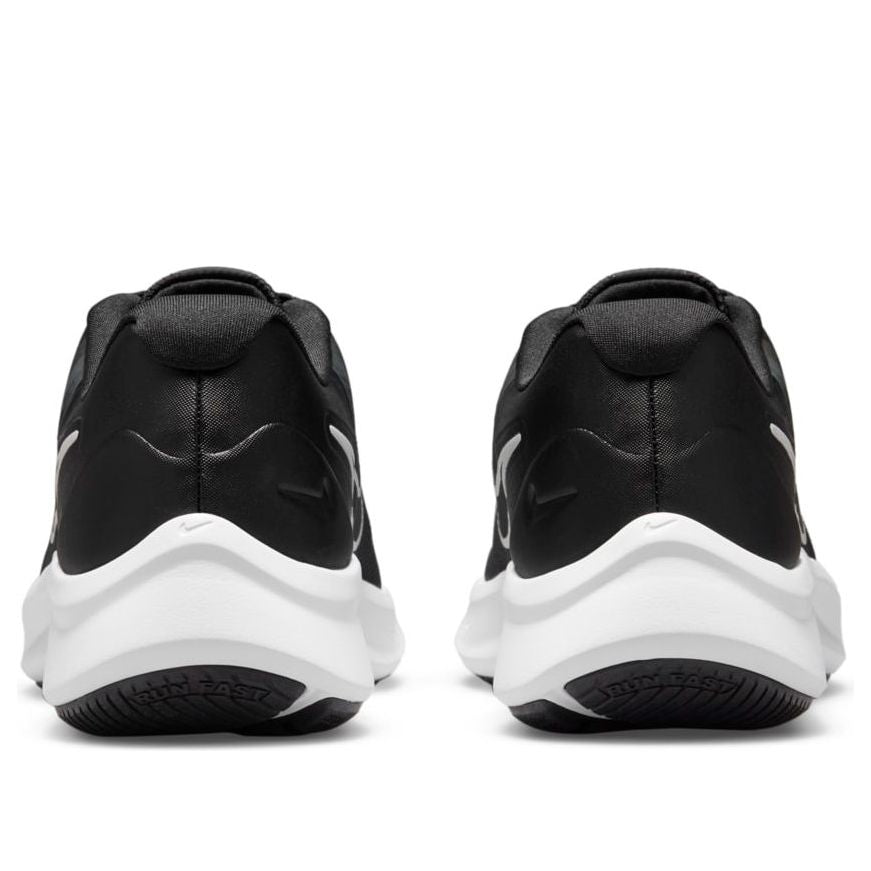 (GS) Nike Star Runner 3 'Black Summit White' DA2776-003
