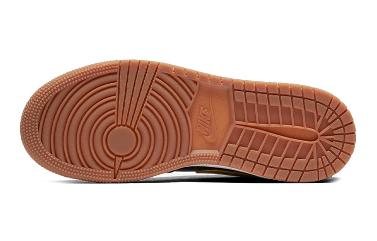 (GS) Air Jordan 1 Low 'Metallic Gold' 554723-032