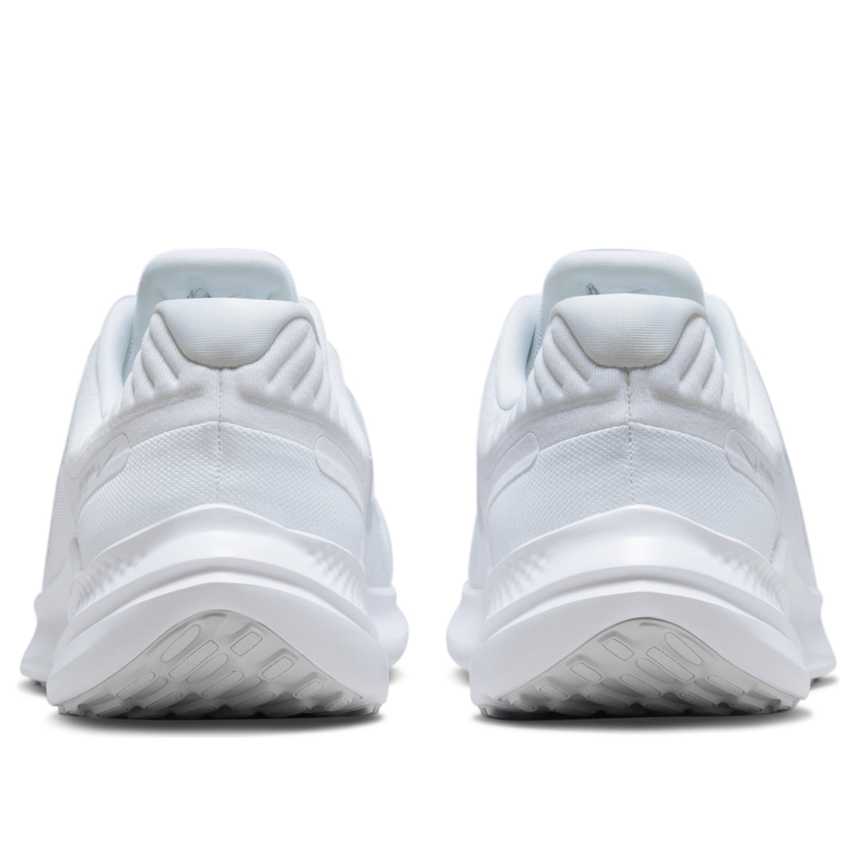 Nike Quest 5 'White Silver' DD0204-100