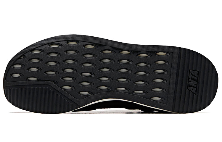 (WMNS) ANTA Running Series Sneakers 'Black Pink White' 12928812-2