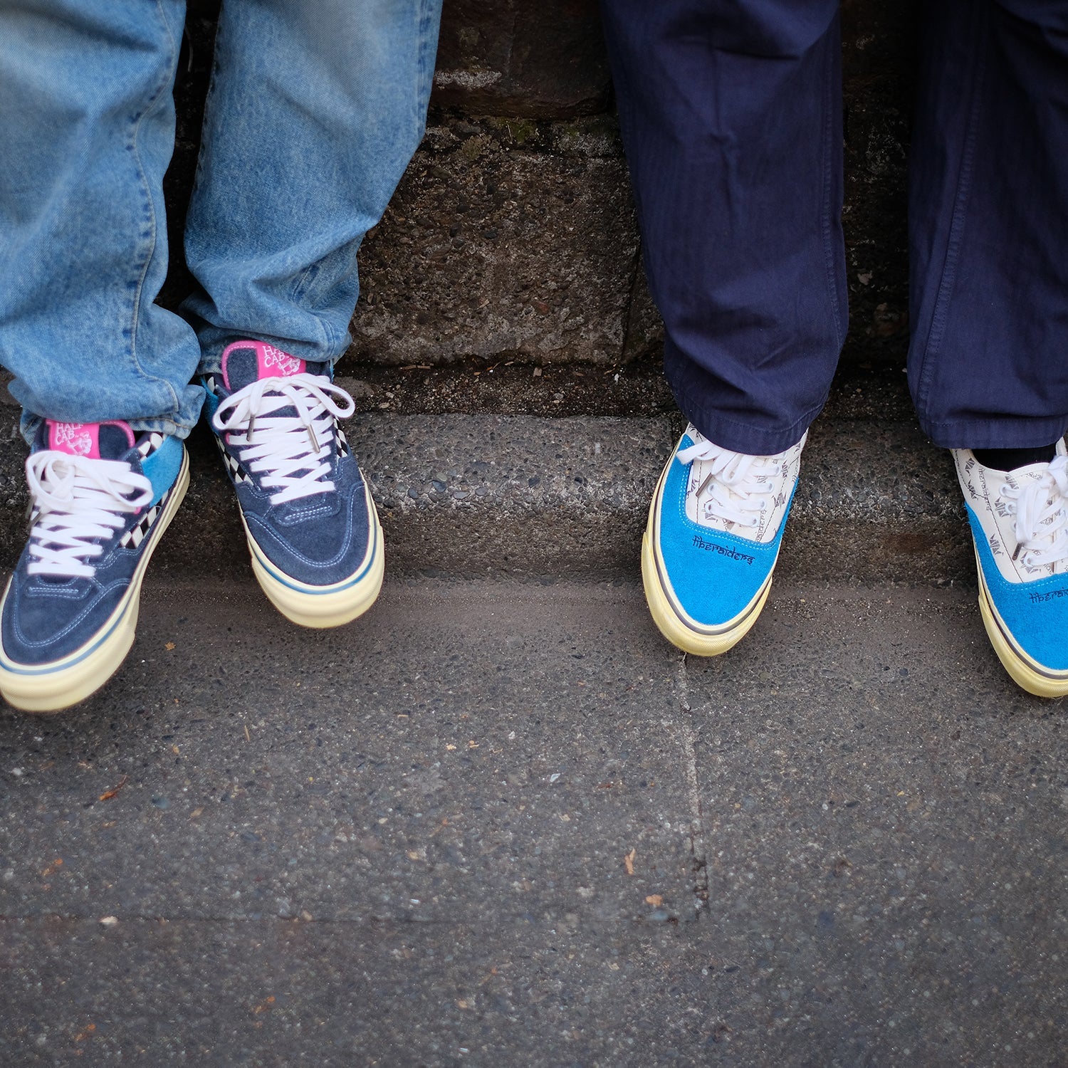 Vans Classics Half Cab 33 DX x Liberaiders VN0A5KX6BZU
