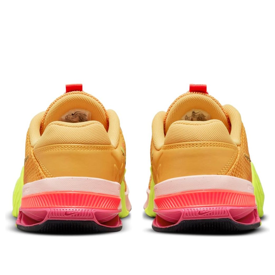 Nike Metcon 7 X 'Rawdacious' DA8110-721