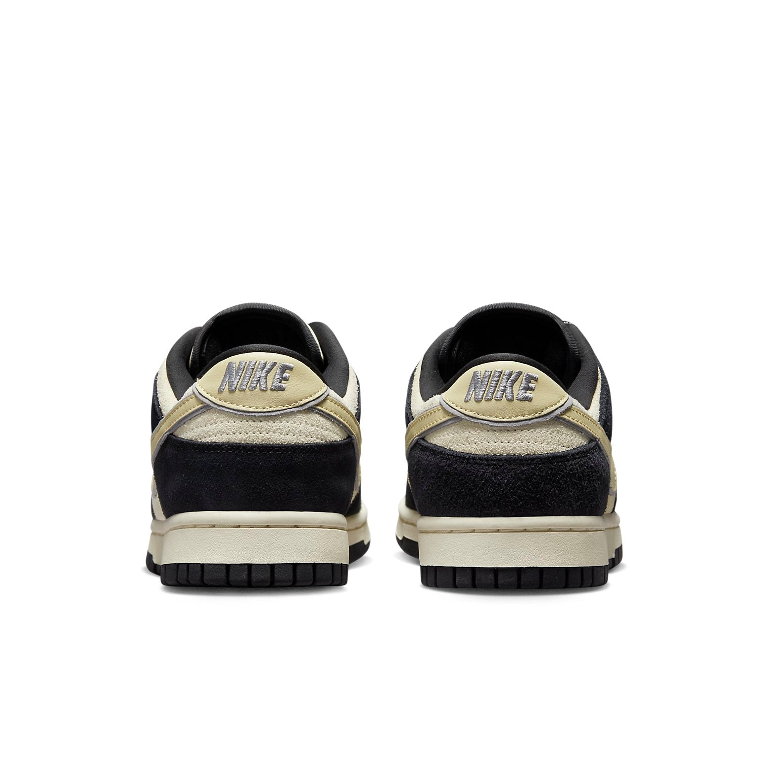 (WMNS) Nike Dunk Low LX 'Black Team Gold' DV3054-001