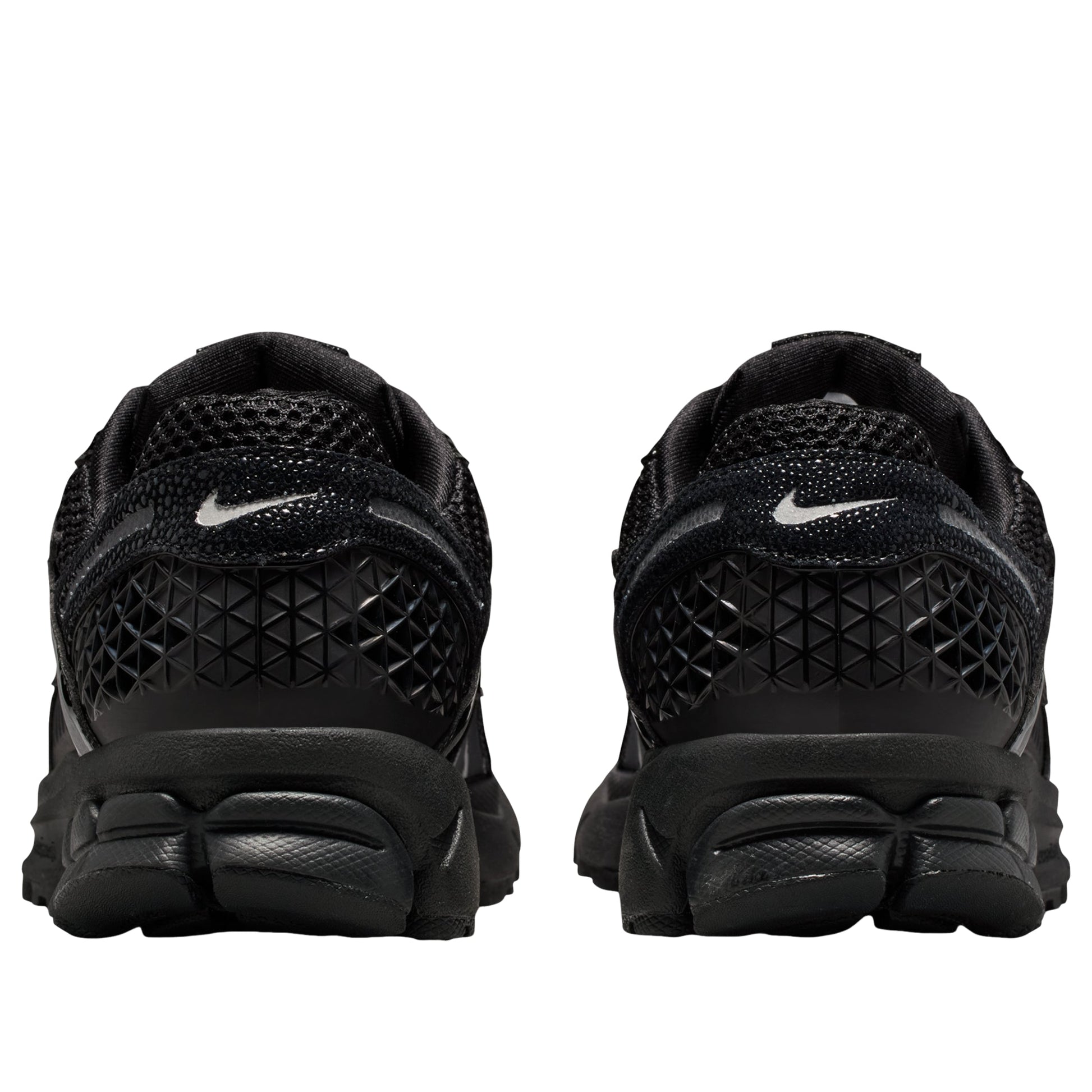 (WMNS) Nike Vomero 5 'Black Patent' II6236-001