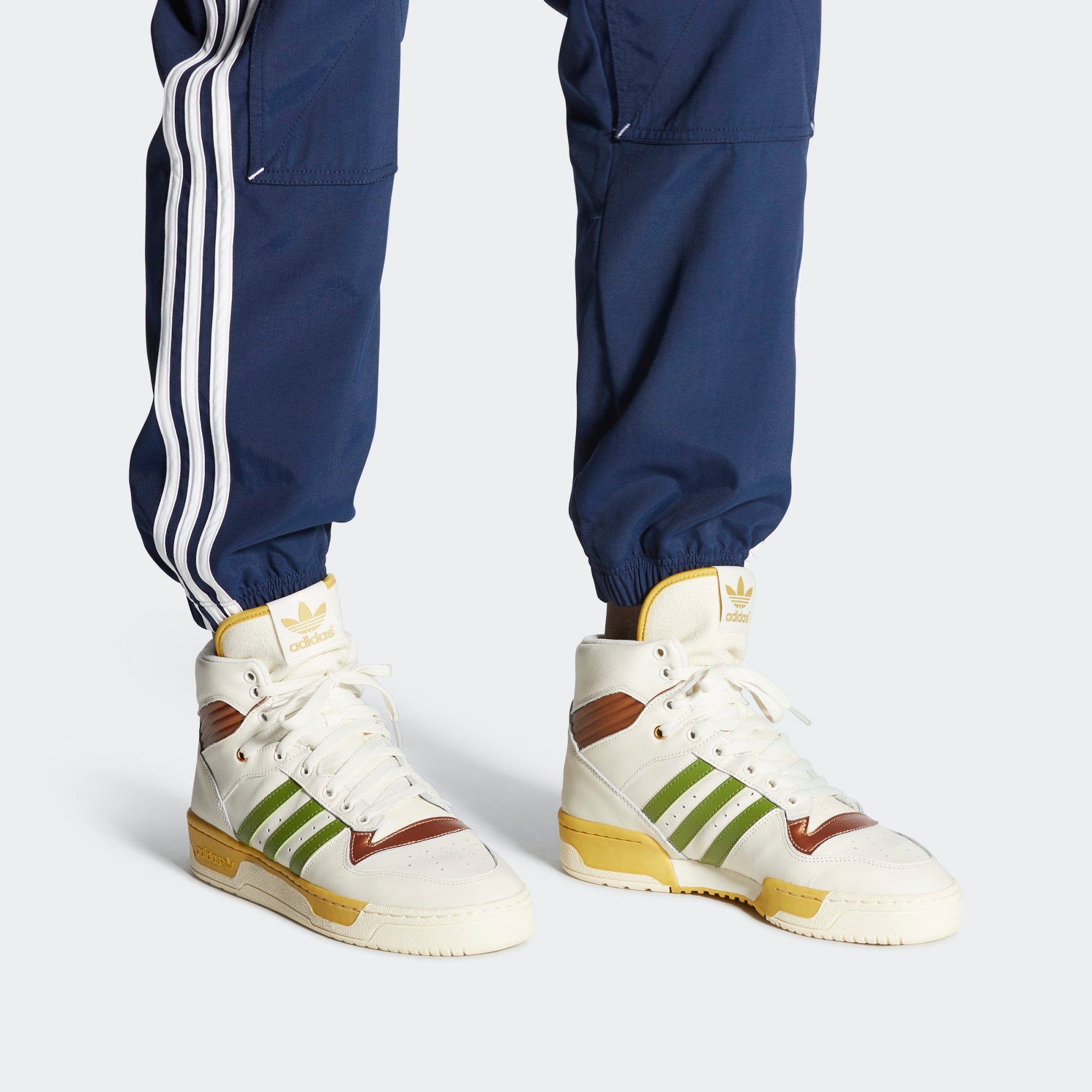 adidas Rivalry 'Chalk Pyrite' EG6675