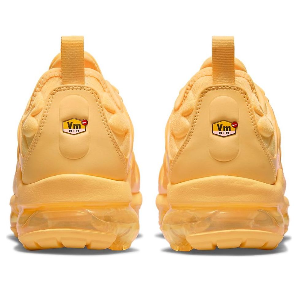 (WMNS) Nike Air VaporMax Plus 'Yolk' DJ5993-800