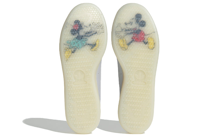 adidas Disney x Superstar 'Mickey and Minnie - Holding Hands' GW2255